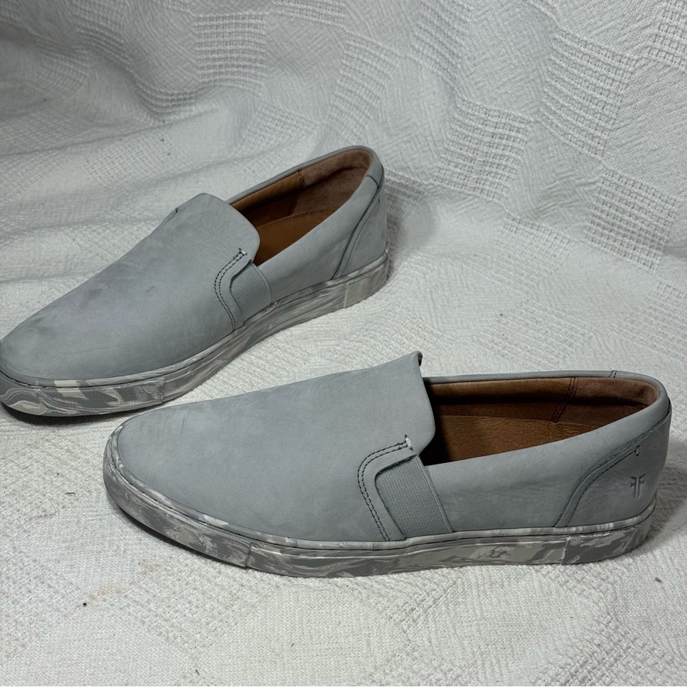 Frye Slip-On Sneakers in Light Gray